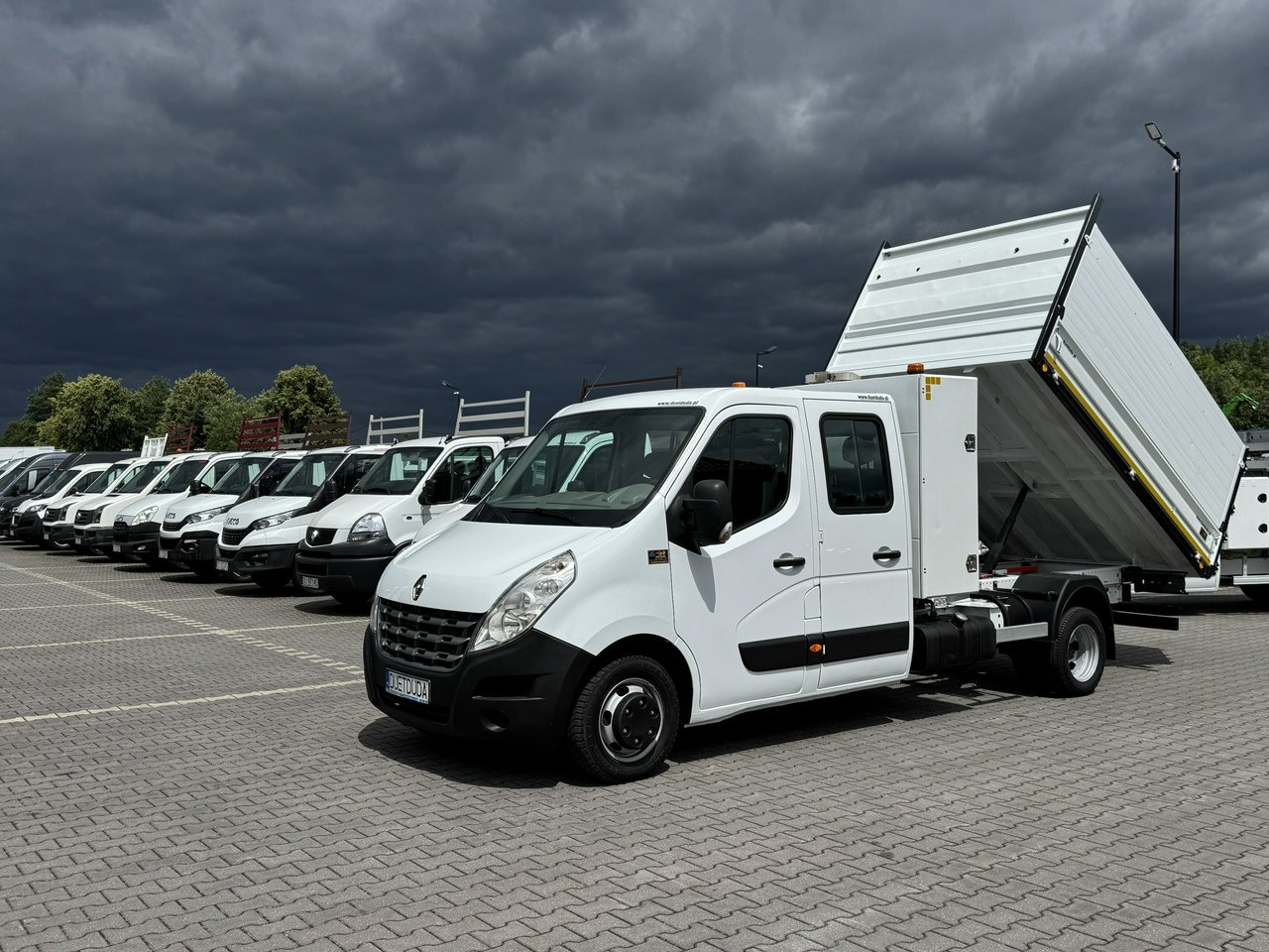 Renault Master - Van jungkit: gambar 3 Renault Master - Van jungkit: gambar 3