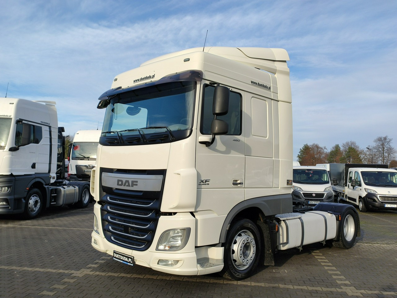 DAF XF 106.460 Euro 6 LowDeck Mega - Tractor head: gambar 2 DAF XF 106.460 Euro 6 LowDeck Mega - Tractor head: gambar 2