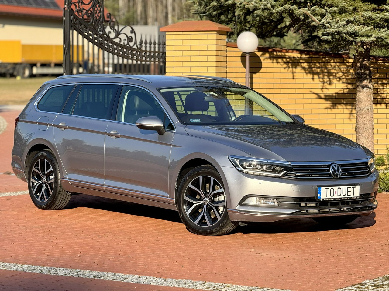 Volkswagen Passat - Mobil: gambar 1 Volkswagen Passat - Mobil: gambar 1