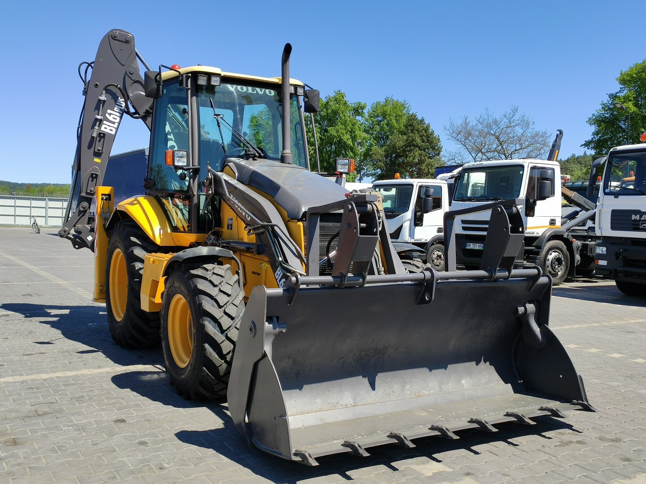 Volvo BL61+ ( KLIMA ) - Backhoe loader: gambar 4 Volvo BL61+ ( KLIMA ) - Backhoe loader: gambar 4