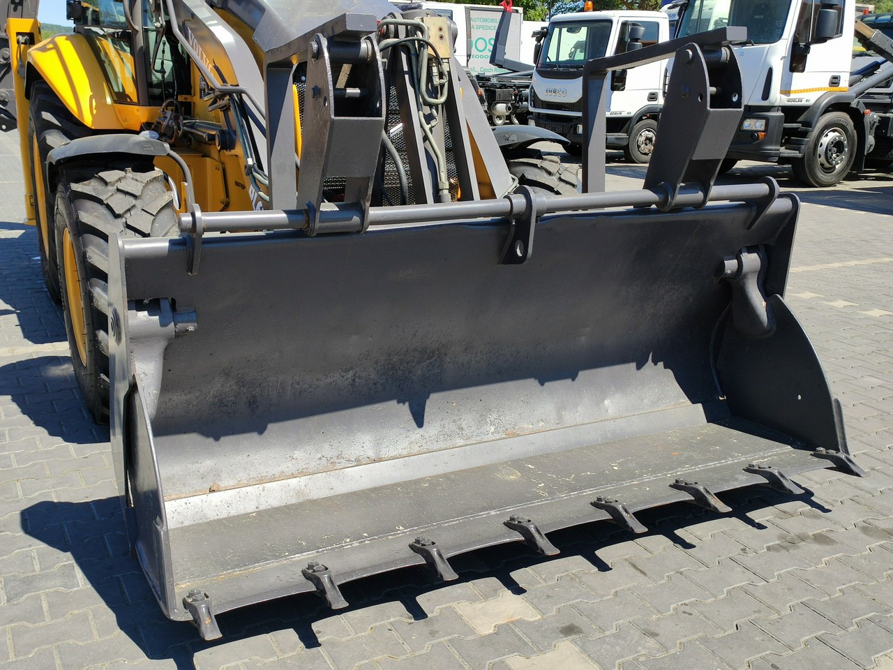 Volvo BL61+ ( KLIMA ) - Backhoe loader: gambar 5 Volvo BL61+ ( KLIMA ) - Backhoe loader: gambar 5