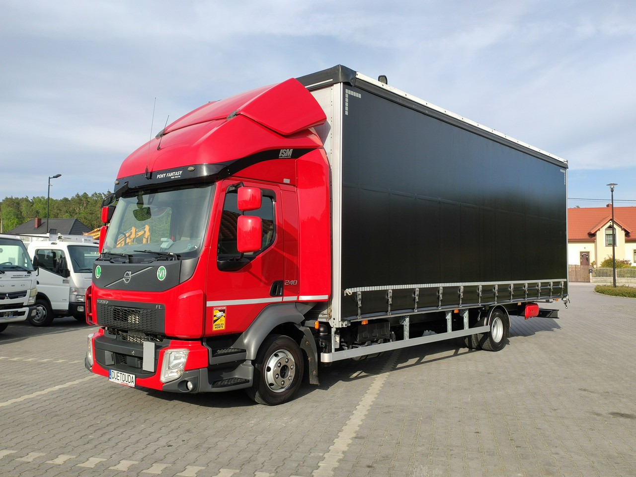 Volvo FL12.240 E6 Firana Tył Drzwi Dach Zsuwany Bogato Wyposażony !!! - Truk dengan terpal samping: gambar 4 Volvo FL12.240 E6 Firana Tył Drzwi Dach Zsuwany Bogato Wyposażony !!! - Truk dengan terpal samping: gambar 4