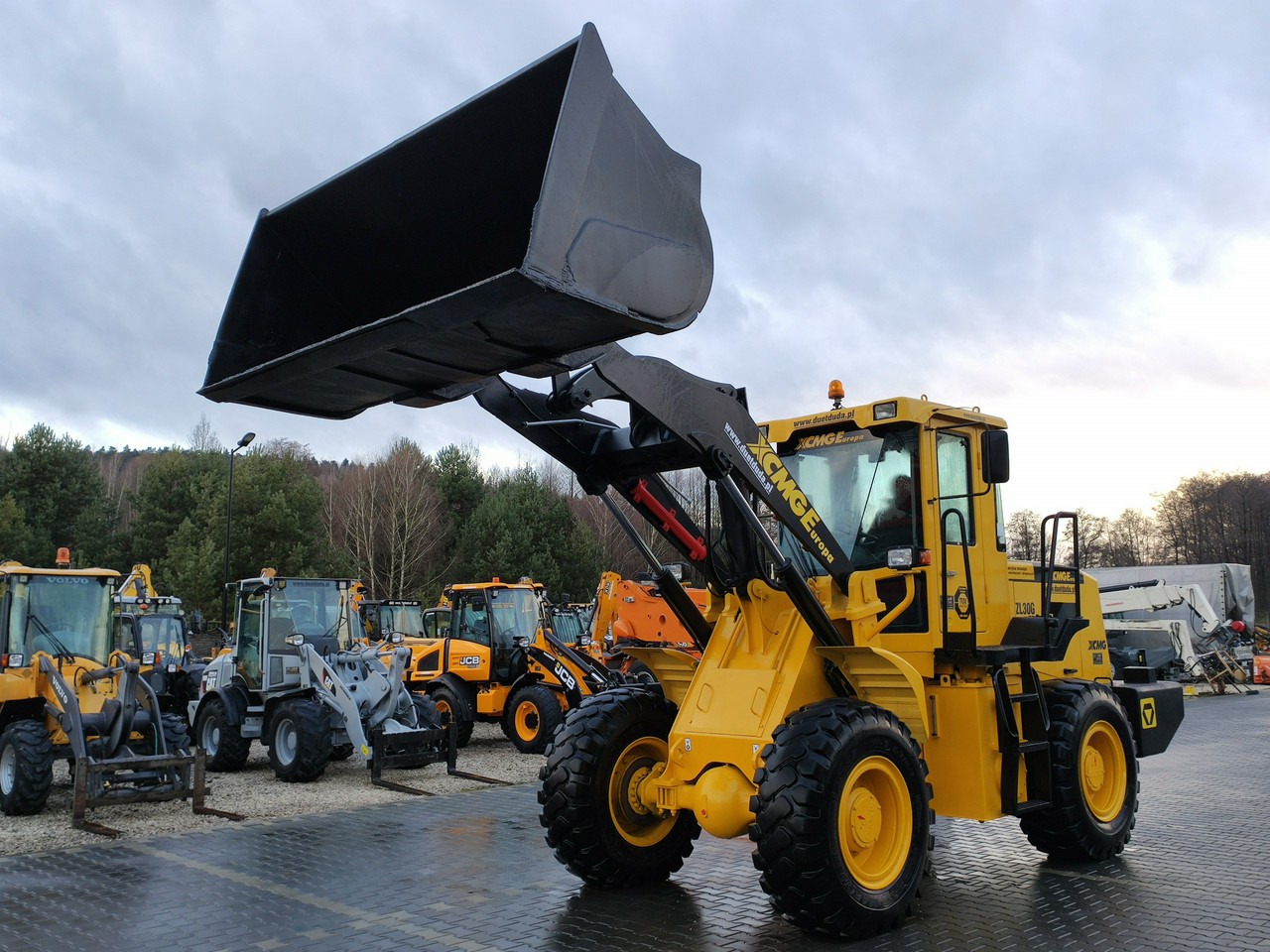 XCMG ZL 30G Centralne smarowanie Klimatyzacja 10T Super Stan !!! - Wheel loader: gambar 3 XCMG ZL 30G Centralne smarowanie Klimatyzacja 10T Super Stan !!! - Wheel loader: gambar 3