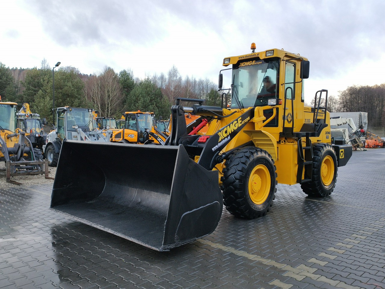 XCMG ZL 30G Centralne smarowanie Klimatyzacja 10T Super Stan !!! - Wheel loader: gambar 5 XCMG ZL 30G Centralne smarowanie Klimatyzacja 10T Super Stan !!! - Wheel loader: gambar 5