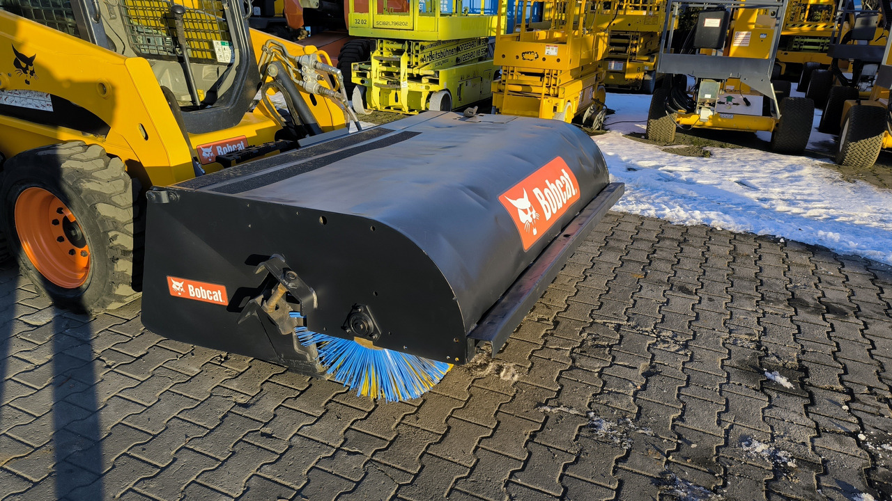 BOBCAT SWEEPER 72 - Sapu untuk Skid steer: gambar 3 BOBCAT SWEEPER 72 - Sapu untuk Skid steer: gambar 3