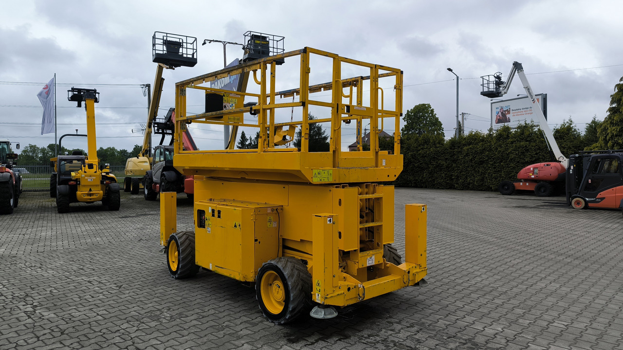 GENIE GS 4069 DC - Scissor lifts: gambar 4 GENIE GS 4069 DC - Scissor lifts: gambar 4