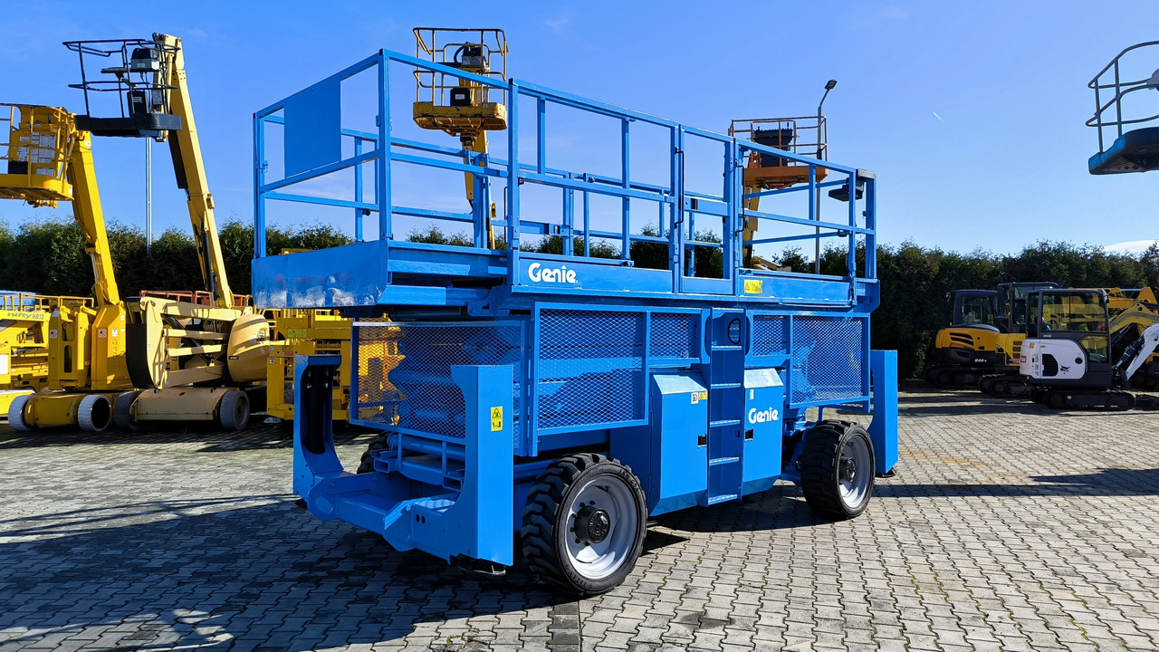 GENIE GS 4390 - Scissor lifts: gambar 4 GENIE GS 4390 - Scissor lifts: gambar 4