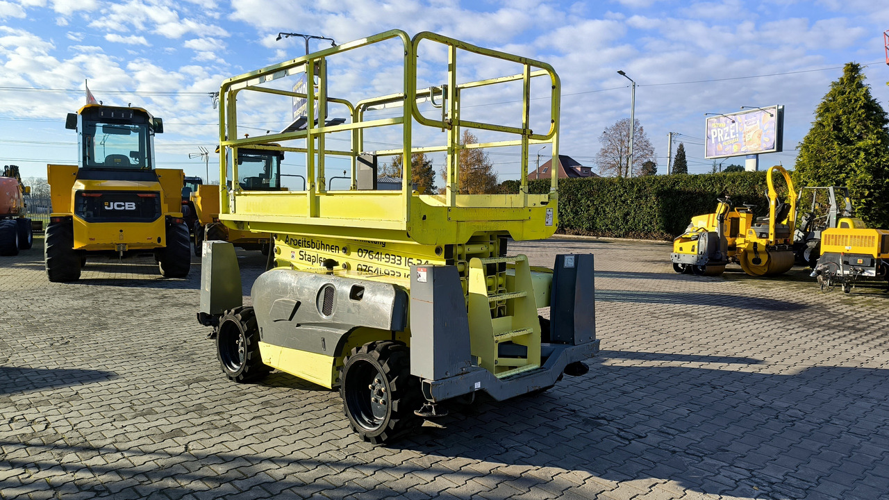 HAULOTTE Compact 12 DX - Scissor lifts: gambar 4 HAULOTTE Compact 12 DX - Scissor lifts: gambar 4
