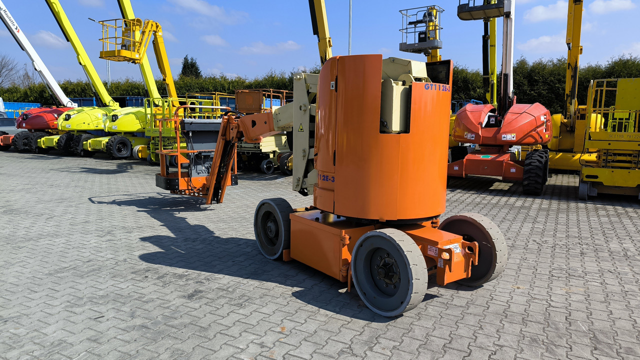 JLG E 300 AJP - Boom artikulasi: gambar 1 JLG E 300 AJP - Boom artikulasi: gambar 1