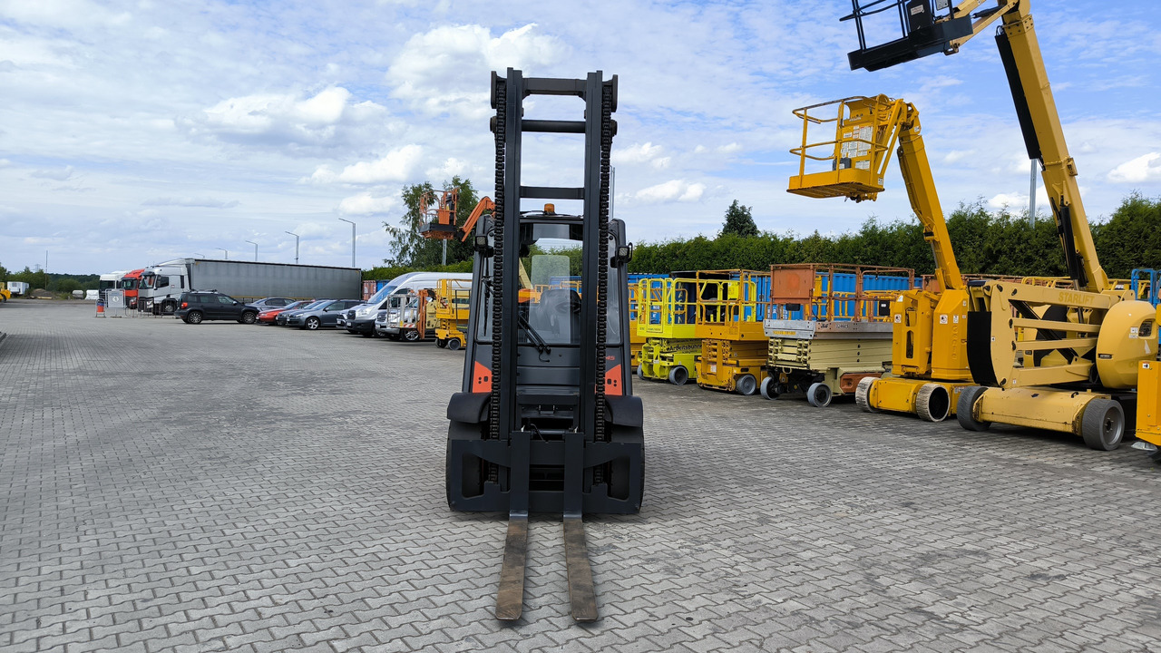 LINDE H 45 D – 02 - Forklift diesel: gambar 2 LINDE H 45 D – 02 - Forklift diesel: gambar 2