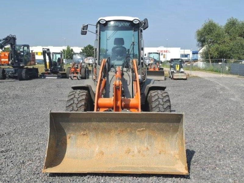 Atlas AR 480 - Skid steer: gambar 2 Atlas AR 480 - Skid steer: gambar 2