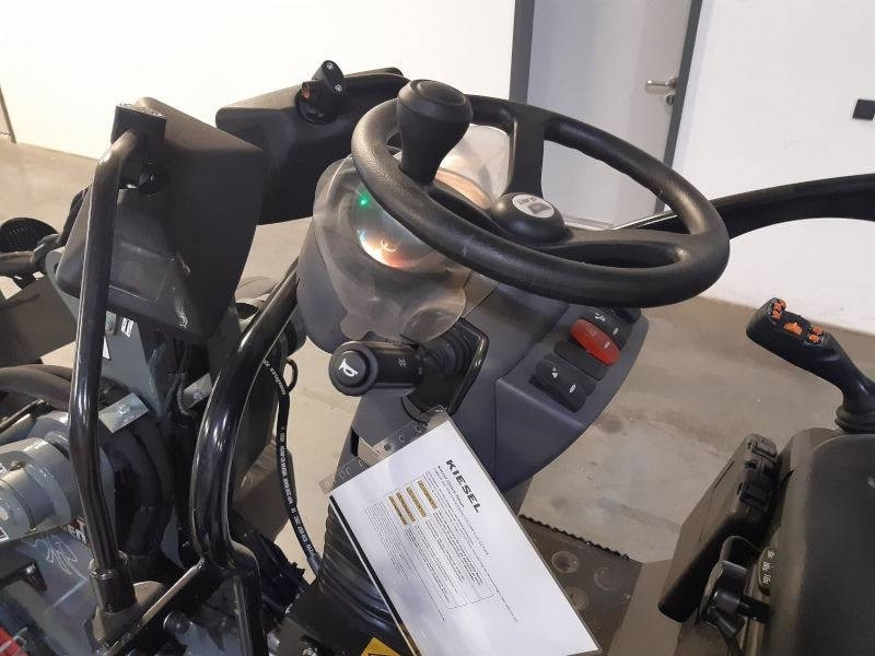 Giant G 2200 E X-Tra Elektro / electric - Skid steer: gambar 5 Giant G 2200 E X-Tra Elektro / electric - Skid steer: gambar 5