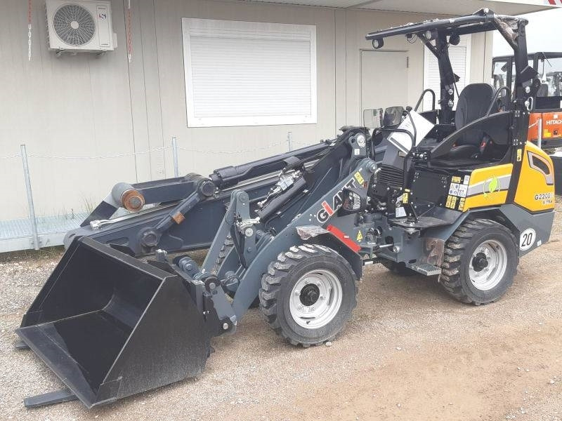 Giant G 2200 E X-Tra Elektro / electric - Skid steer: gambar 2 Giant G 2200 E X-Tra Elektro / electric - Skid steer: gambar 2