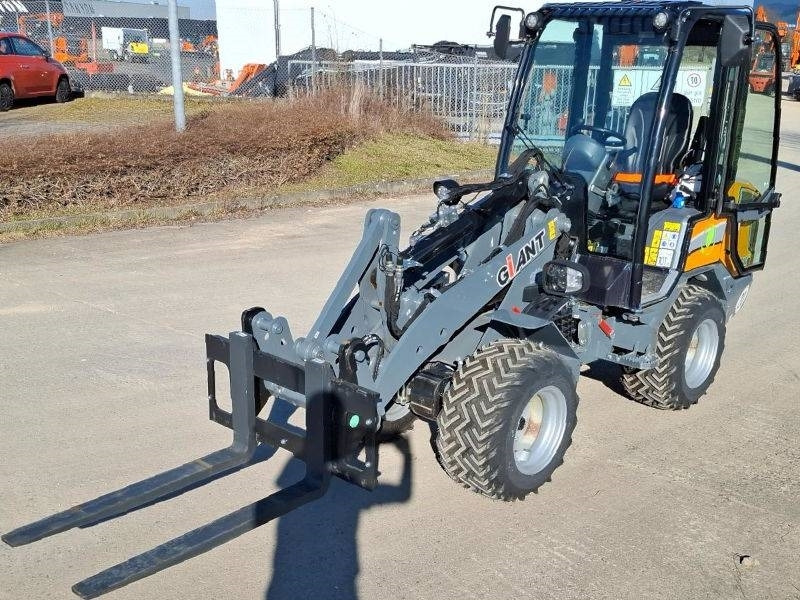 Giant G 2700 E X-Tra Elektro / electric - Skid steer: gambar 2 Giant G 2700 E X-Tra Elektro / electric - Skid steer: gambar 2