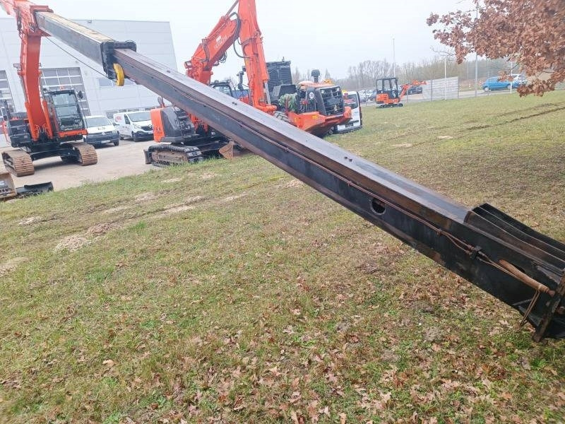 Hitachi ZX 210 LC-6 Teledipper - Ekskavator perayap: gambar 3 Hitachi ZX 210 LC-6 Teledipper - Ekskavator perayap: gambar 3