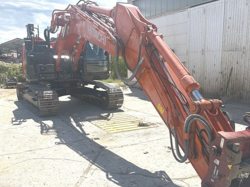 Hitachi ZX 225 US LC-6 Movax MSC Pro+ - Ekskavator perayap: gambar 4 Hitachi ZX 225 US LC-6 Movax MSC Pro+ - Ekskavator perayap: gambar 4