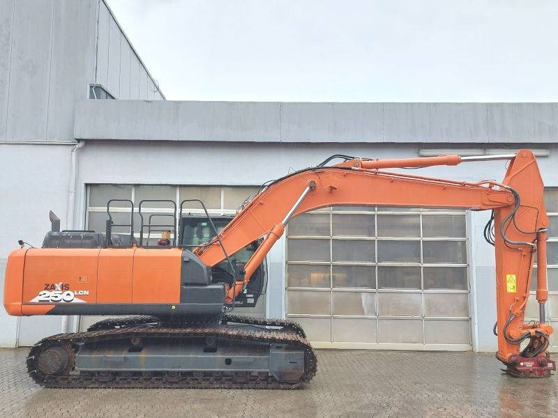 Hitachi ZX 250 LCN-6 - Ekskavator perayap: gambar 5 Hitachi ZX 250 LCN-6 - Ekskavator perayap: gambar 5