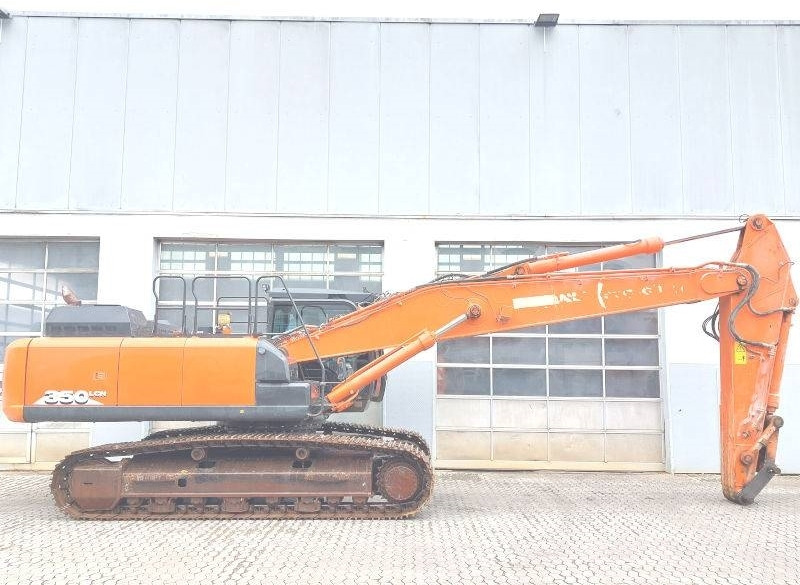 Hitachi ZX 350 LCN-6 - Ekskavator penghancur: gambar 5 Hitachi ZX 350 LCN-6 - Ekskavator penghancur: gambar 5