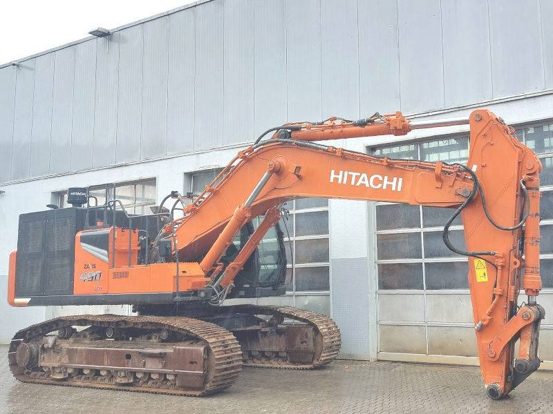 Hitachi ZX 490 LCH-7 - Ekskavator perayap: gambar 4 Hitachi ZX 490 LCH-7 - Ekskavator perayap: gambar 4