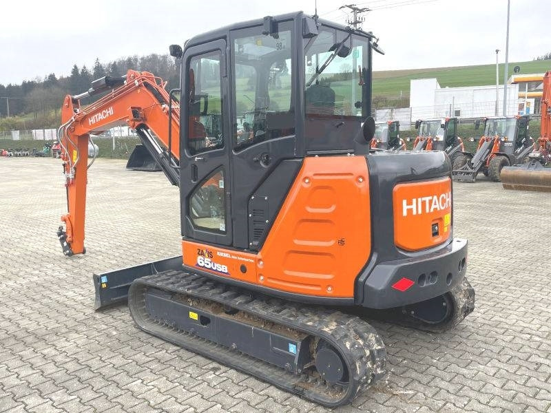 Hitachi ZX 65 USB-6 - Ekskavator mini: gambar 3 Hitachi ZX 65 USB-6 - Ekskavator mini: gambar 3