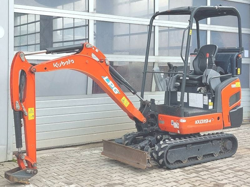 Kubota KX019-4 LPG - Ekskavator mini: gambar 2 Kubota KX019-4 LPG - Ekskavator mini: gambar 2