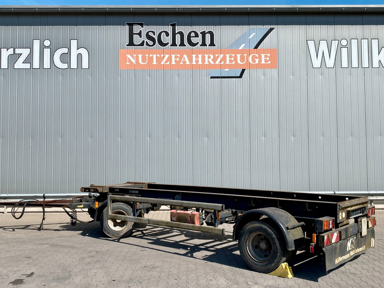 Hüffermann HSA 18.65 | Reifenprofil: 75%*Blatt*50mm Zugauge - Trailer lewati: gambar 3 Hüffermann HSA 18.65 | Reifenprofil: 75%*Blatt*50mm Zugauge - Trailer lewati: gambar 3