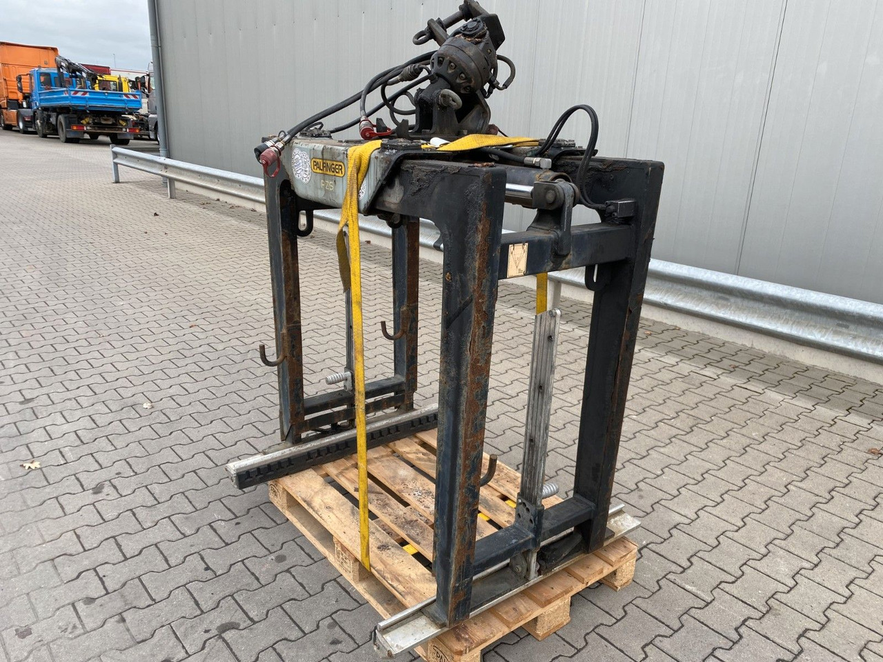 Truk flatbed Kinshofer Steinzange PZS 110 V-1 | Baujahr:2018: gambar 9