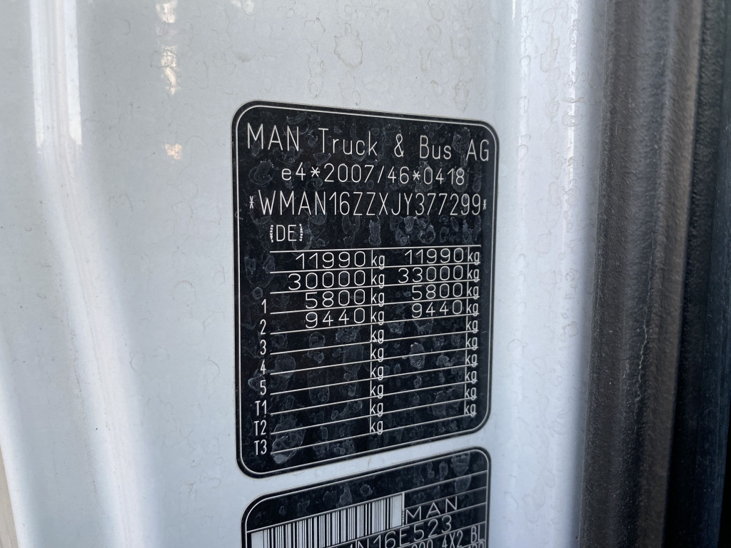 MAN TGM 12.290 4x2 BL / Palfinger LBW - Truk box: gambar 4 MAN TGM 12.290 4x2 BL / Palfinger LBW - Truk box: gambar 4