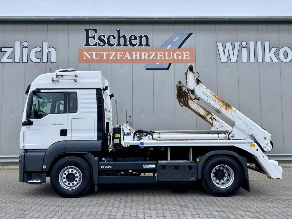 MAN TGS 18.500 4x2 LL - Truk skip loader: gambar 3 MAN TGS 18.500 4x2 LL - Truk skip loader: gambar 3