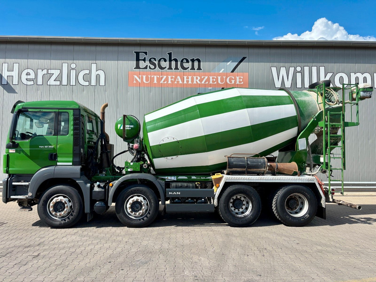 MAN TGS 32.360 8x4 BB | 9m³ Stetter*Automatik*Kamera - Truk pengaduk beton: gambar 2 MAN TGS 32.360 8x4 BB | 9m³ Stetter*Automatik*Kamera - Truk pengaduk beton: gambar 2