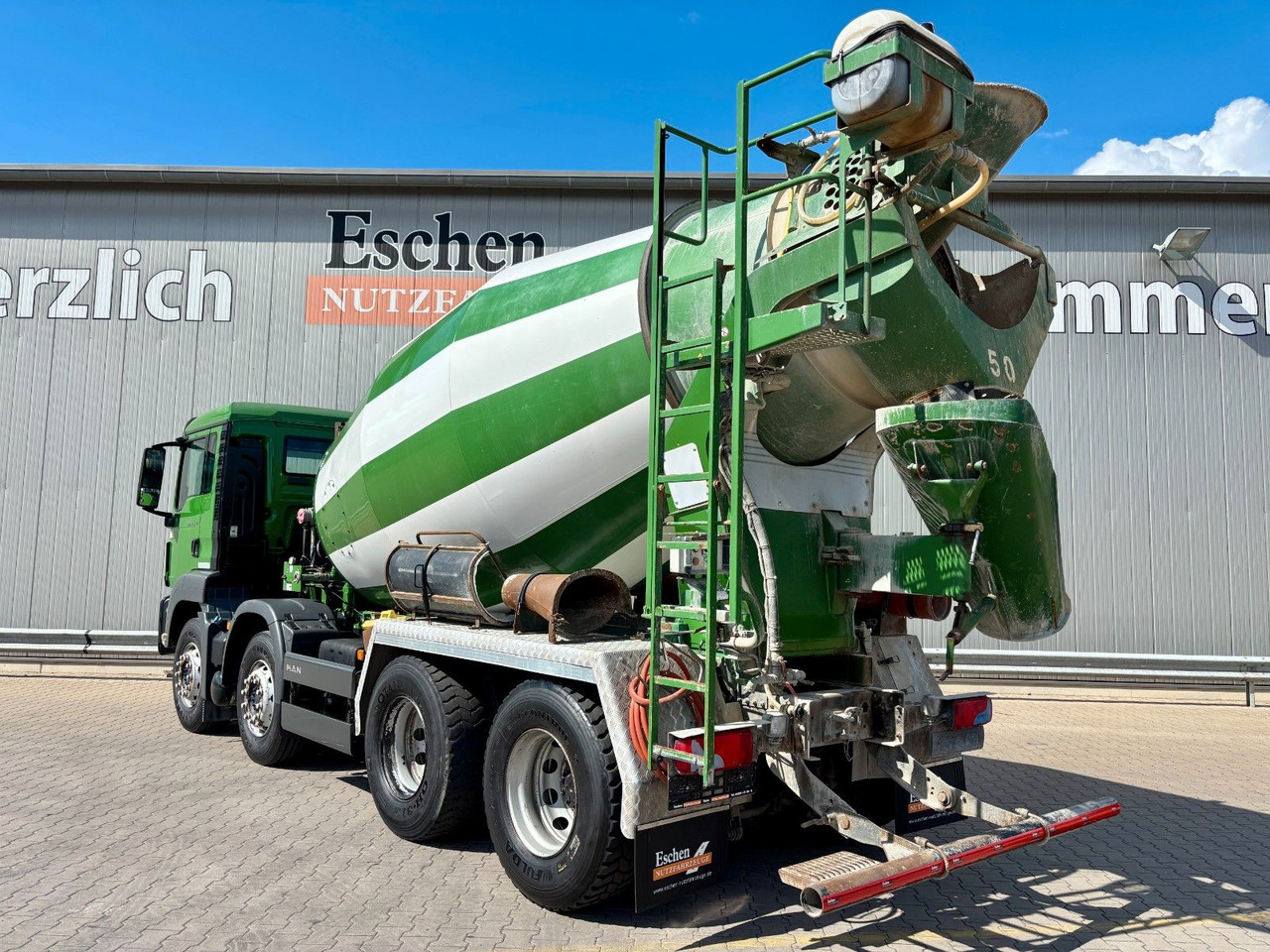 MAN TGS 32.360 8x4 BB | 9m³ Stetter*Automatik*Kamera - Truk pengaduk beton: gambar 3 MAN TGS 32.360 8x4 BB | 9m³ Stetter*Automatik*Kamera - Truk pengaduk beton: gambar 3