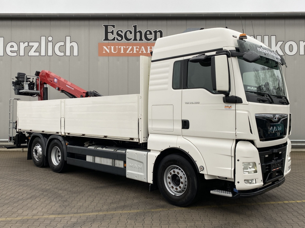 Truk flatbed, Truk derek MAN TGX 26.500 6x2-4 LL / HMF 2110 L-MC Kran: gambar 9 Truk flatbed, Truk derek MAN TGX 26.500 6x2-4 LL / HMF 2110 L-MC Kran: gambar 9