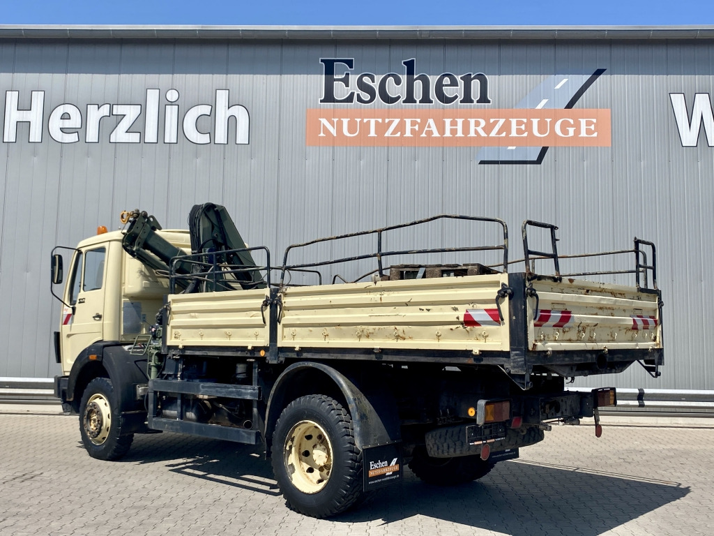 Mercedes-Benz 1017 A 4x4 / HIAB 060-2 Kran - Truk flatbed, Truk derek: gambar 3 Mercedes-Benz 1017 A 4x4 / HIAB 060-2 Kran - Truk flatbed, Truk derek: gambar 3