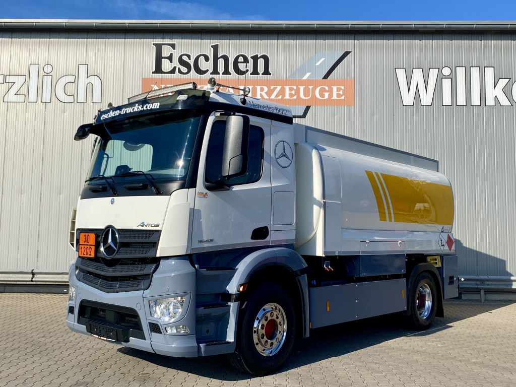 Mercedes-Benz 1848 Antos - Truk tangki: gambar 1 Mercedes-Benz 1848 Antos - Truk tangki: gambar 1