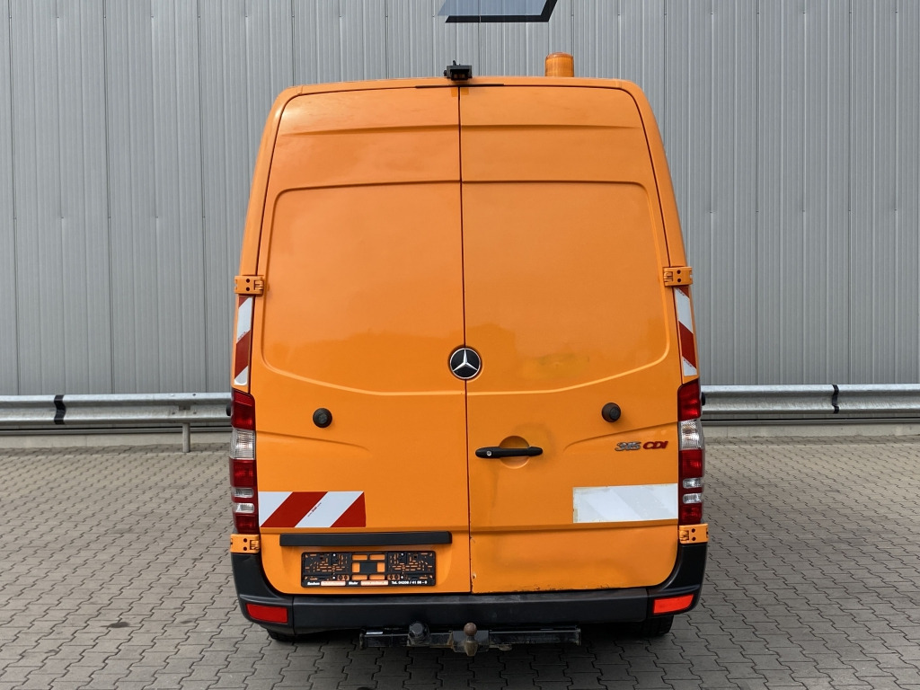 Mercedes-Benz 315 CDI - Van panel: gambar 4 Mercedes-Benz 315 CDI - Van panel: gambar 4