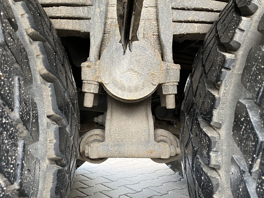 Mercedes-Benz 3346 AK 6x6 - Truk jungkit: gambar 5 Mercedes-Benz 3346 AK 6x6 - Truk jungkit: gambar 5