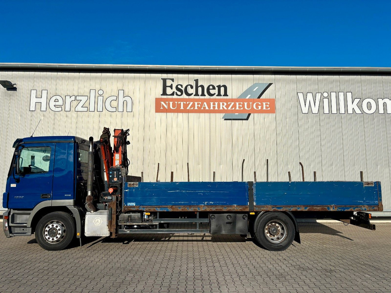 Mercedes-Benz Actros 1832 I Terex 85.2A3*9,10m*Telligent*Klima - Truk flatbed, Truk derek: gambar 3 Mercedes-Benz Actros 1832 I Terex 85.2A3*9,10m*Telligent*Klima - Truk flatbed, Truk derek: gambar 3