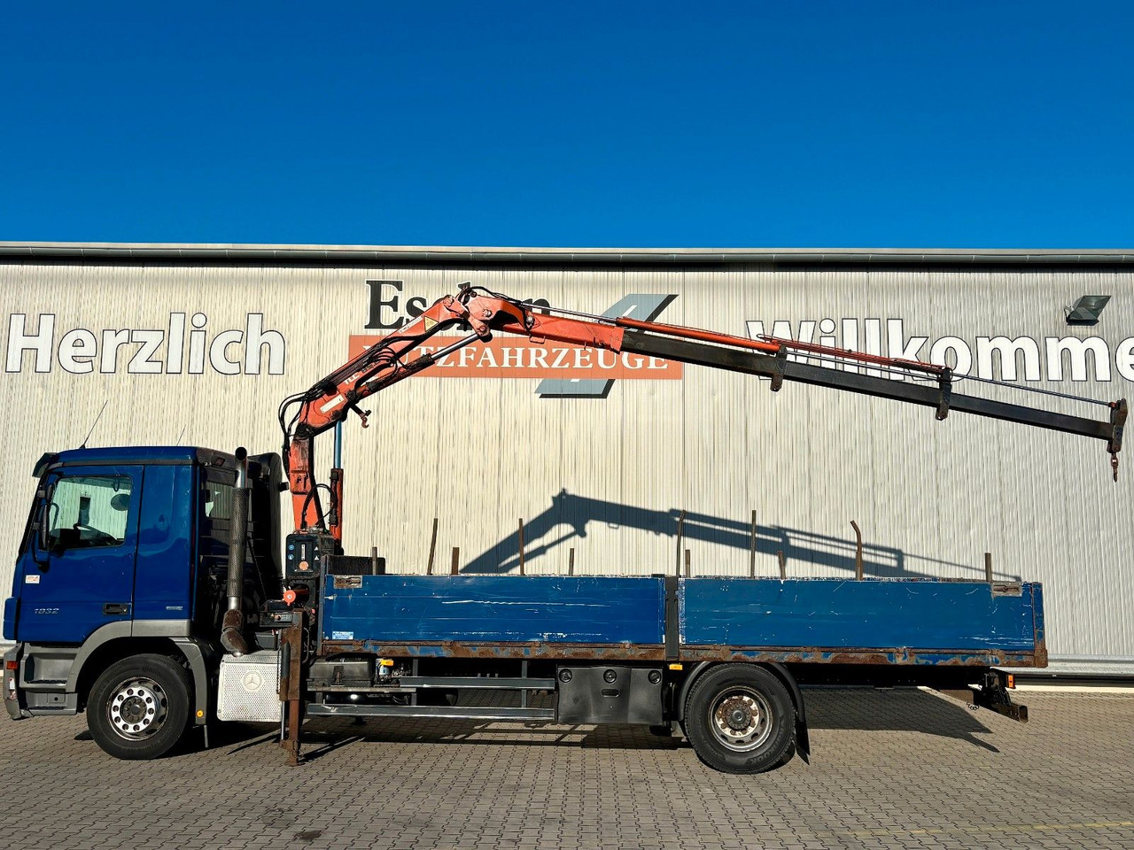 Mercedes-Benz Actros 1832 I Terex 85.2A3*9,10m*Telligent*Klima - Truk flatbed, Truk derek: gambar 2 Mercedes-Benz Actros 1832 I Terex 85.2A3*9,10m*Telligent*Klima - Truk flatbed, Truk derek: gambar 2