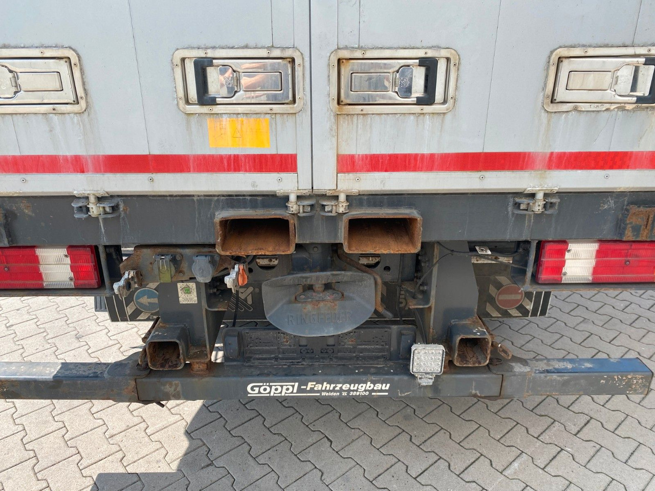 Mercedes-Benz Actros 2541| beidseitig Gardine*Edscha*AHK*Klima - Truk dengan terpal samping: gambar 3 Mercedes-Benz Actros 2541| beidseitig Gardine*Edscha*AHK*Klima - Truk dengan terpal samping: gambar 3