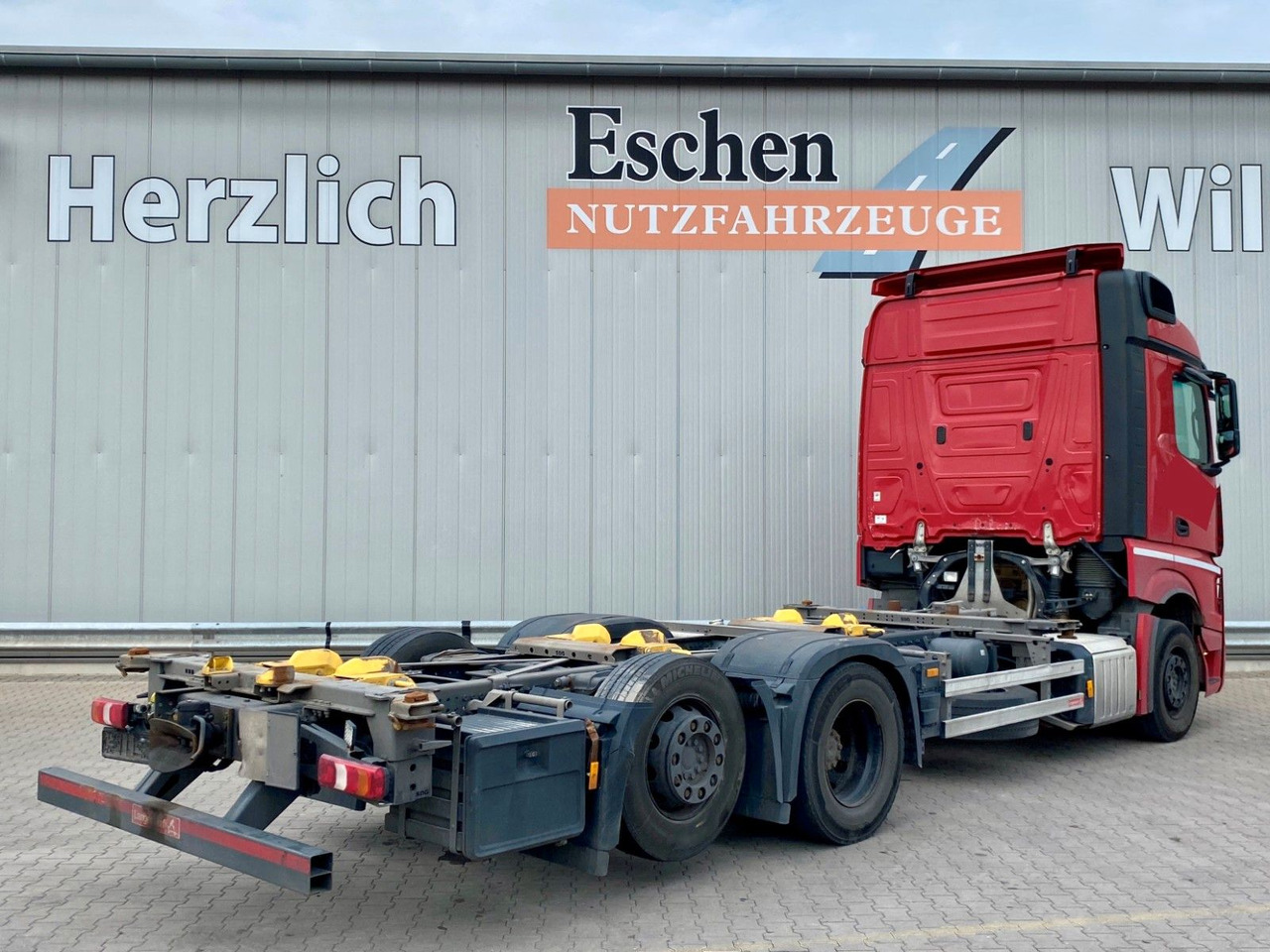 Mercedes-Benz Actros 2546 LL 6x2 | SDG-Multi*Retarder*Navi*AHK - Pengangkut kontainer/ Container truck: gambar 3 Mercedes-Benz Actros 2546 LL 6x2 | SDG-Multi*Retarder*Navi*AHK - Pengangkut kontainer/ Container truck: gambar 3
