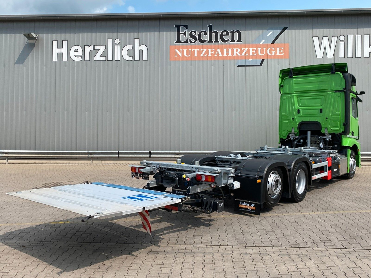 Mercedes-Benz Actros MP5 2542 L|OHNE EZ*Lenkachse*Ladebordwand - Pengangkut kontainer/ Container truck: gambar 5 Mercedes-Benz Actros MP5 2542 L|OHNE EZ*Lenkachse*Ladebordwand - Pengangkut kontainer/ Container truck: gambar 5