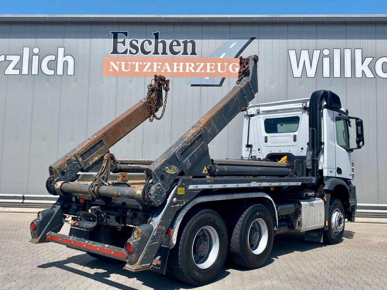 Mercedes-Benz Arocs 2643 6x4| MEILLER AK16 Tele*Klima*AHK*1.Hd - Truk jungkit: gambar 5 Mercedes-Benz Arocs 2643 6x4| MEILLER AK16 Tele*Klima*AHK*1.Hd - Truk jungkit: gambar 5