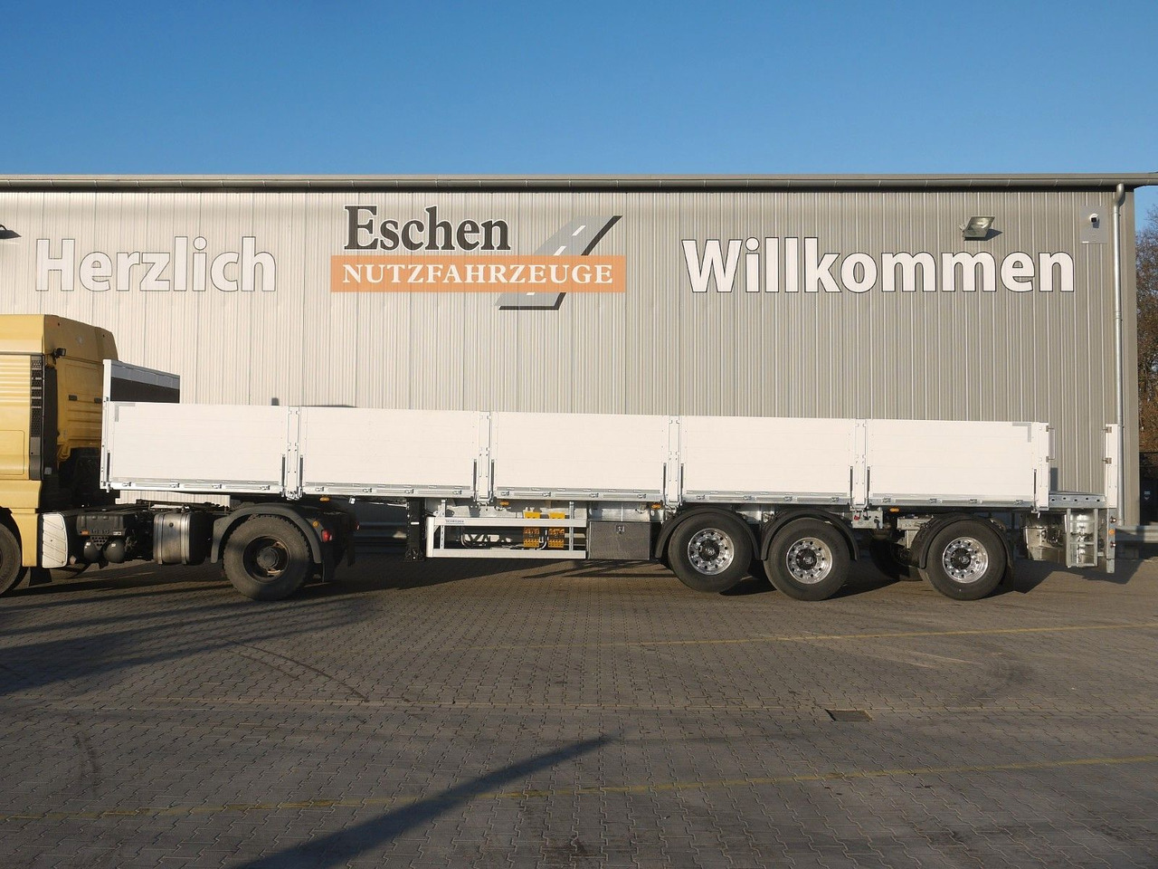 Schröder 12,85m|Rollkran-Kran*Pritsche*Lenkachse - Semi-trailer flatbed: gambar 2 Schröder 12,85m|Rollkran-Kran*Pritsche*Lenkachse - Semi-trailer flatbed: gambar 2