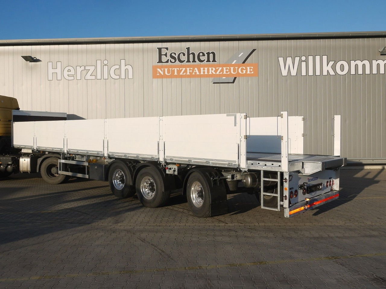 Schröder 12,85m|Rollkran-Kran*Pritsche*Lenkachse - Semi-trailer flatbed: gambar 3 Schröder 12,85m|Rollkran-Kran*Pritsche*Lenkachse - Semi-trailer flatbed: gambar 3