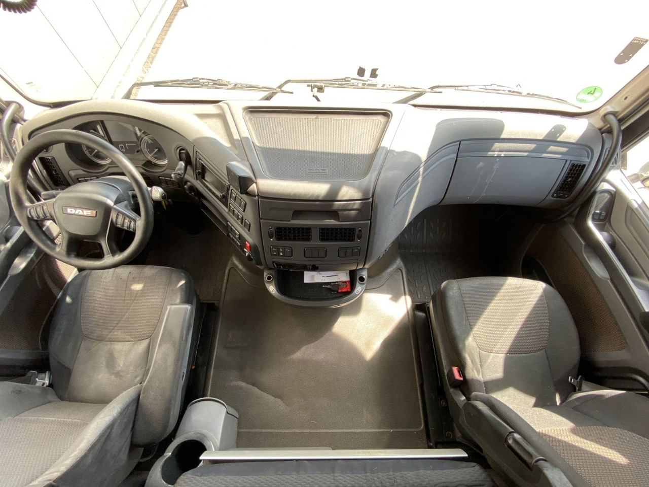 Tractor head DAF XF 460 Super Space Cab | Klima*Vollspoiler: gambar 14