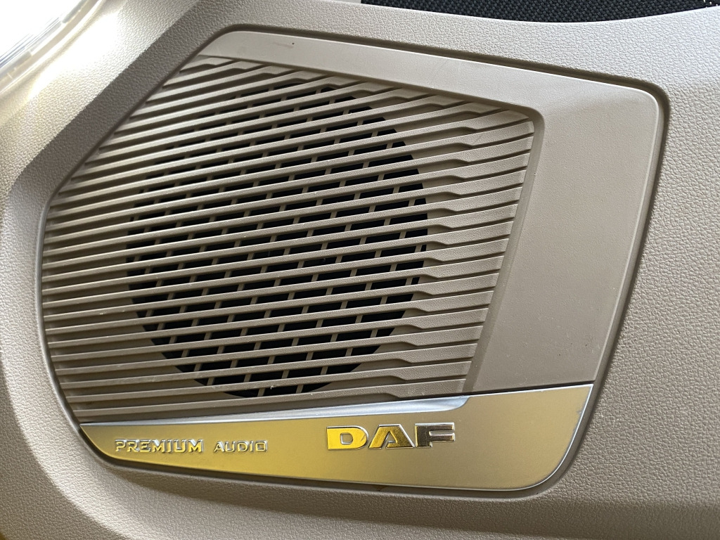 DAF XG + 530 FT 4x2 - Tractor head: gambar 5 DAF XG + 530 FT 4x2 - Tractor head: gambar 5