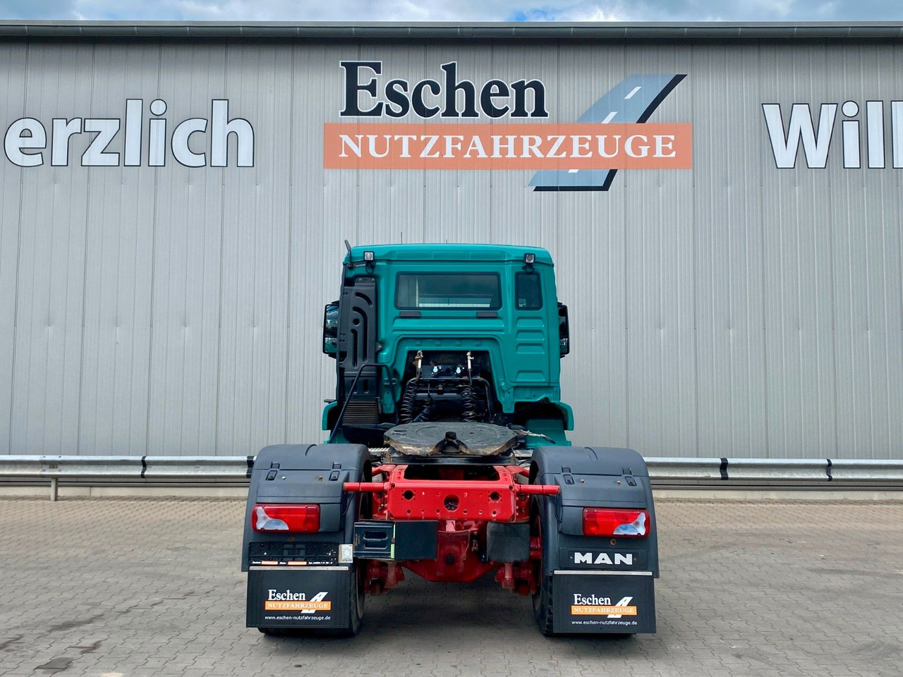MAN TGS 18.460 4x4 HYDRO|Hydraulik*Navi*ACC*Retarder - Tractor head: gambar 4 MAN TGS 18.460 4x4 HYDRO|Hydraulik*Navi*ACC*Retarder - Tractor head: gambar 4