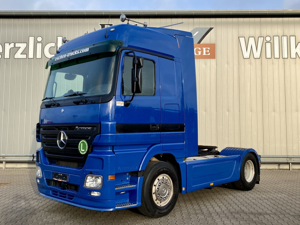 Mercedes-Benz 1844 LS Actros MP2 - Tractor head: gambar 1 Mercedes-Benz 1844 LS Actros MP2 - Tractor head: gambar 1