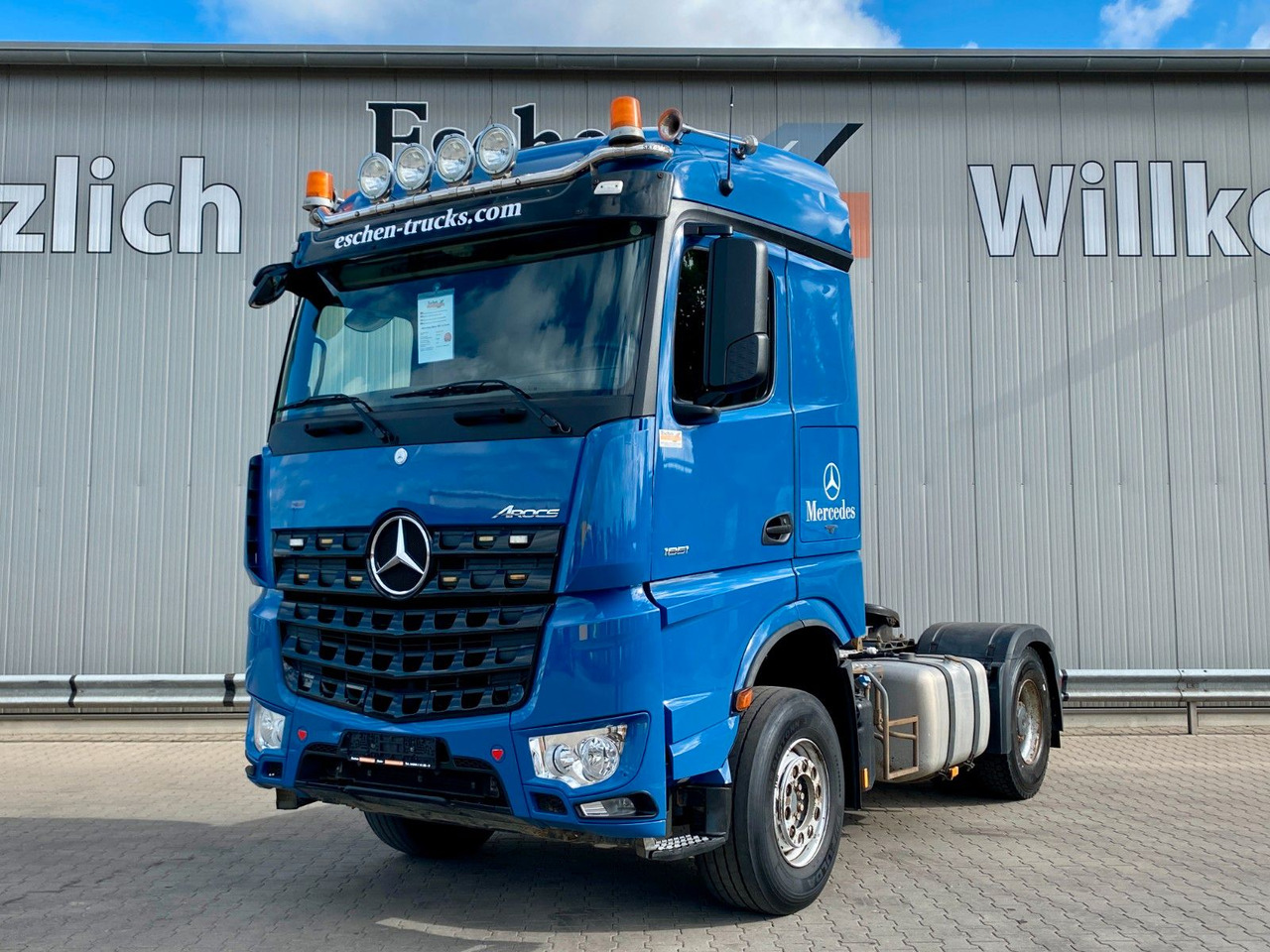 Mercedes-Benz 1851 Arocs LS | 2x Hydraulik*Reifen:70%*1.Hd*AC - Tractor head: gambar 1 Mercedes-Benz 1851 Arocs LS | 2x Hydraulik*Reifen:70%*1.Hd*AC - Tractor head: gambar 1