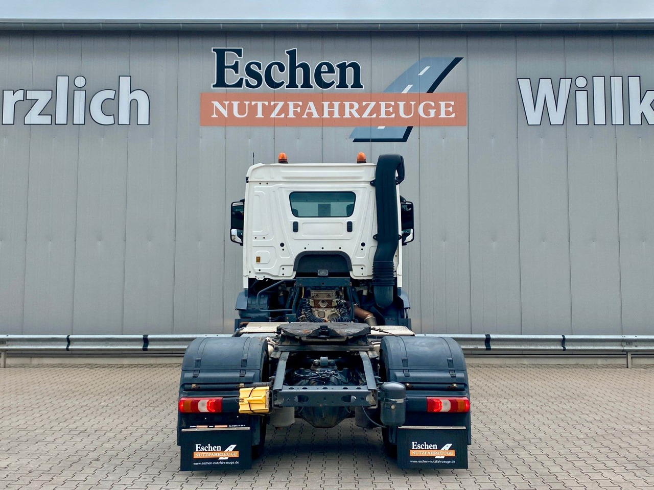 Mercedes-Benz Arocs 1842 LS 4x2 Kipphydraulik*Klima*Automatik - Tractor head: gambar 4 Mercedes-Benz Arocs 1842 LS 4x2 Kipphydraulik*Klima*Automatik - Tractor head: gambar 4
